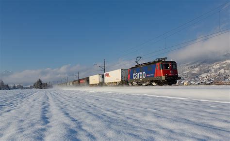 Re 421 Der SBB Zwischen Heerbrugg Und Rebstein Marbach