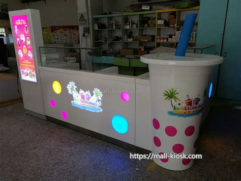 Popular And Classic Bubble Tea Shop Design With Cup Decoration Mall Kiosk