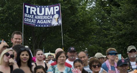 Candidate Donald Trump Attends Dc Rolling Thunder Rally Pictures And