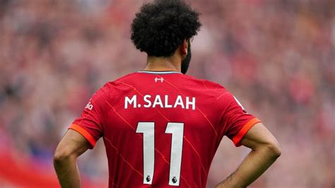 Liverpool 2 2 Man City Mohamed Salah Scores Stunning Goal As Premier