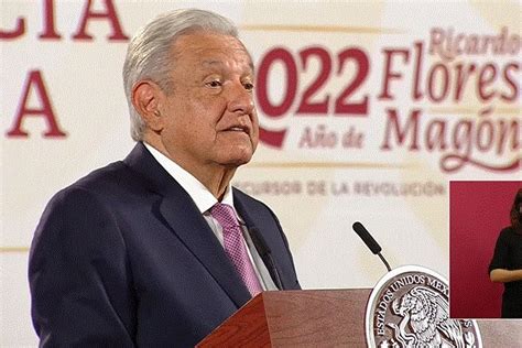 Amlo Env A P Same A Familia Y Amigos De Luis Echeverr A