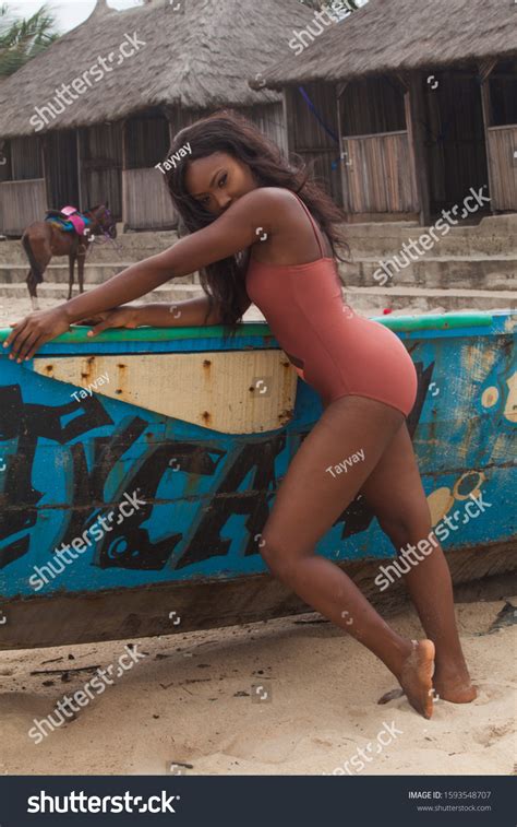 Gorgeous Brown Skin Bikini Model Striking Stock Photo 1593548707 Shutterstock
