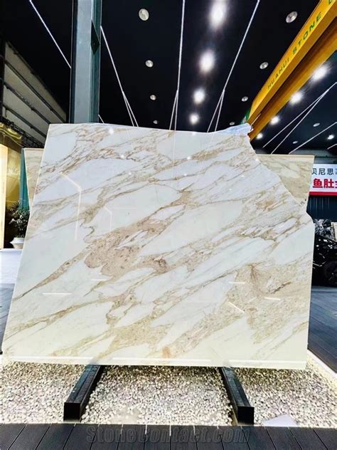 Calacatta Oro Extra Vagli Gold White Marble Big Slab Tile From China