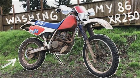 Washing My 86 XR250R I Talk About My Drum To Disc Brake Conversion