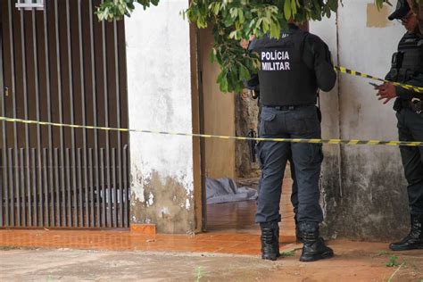 Velório De Homem Morto Pelo Padrasto Da Filha é De Comoção Em Campo