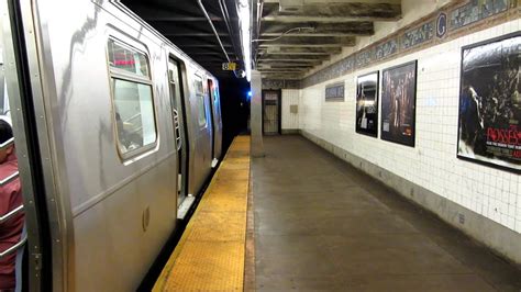 R L Train Entering And Leaving Graham Av Youtube