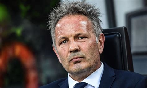 Bologna Ufficiale La Diagnosi Completa Di Mihajlovic Iniziata La