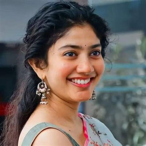 Sai Pallavi Wedding Rumours Trashed By Her Director | cinejosh.com