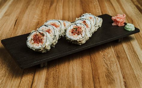 Spicy Tuna Tempura Roll Nobori