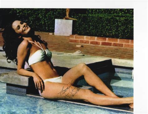 JACLYN SMITH SIGNED CHARLIES ANGELS WHITE BIKINI 8X10 Autographia