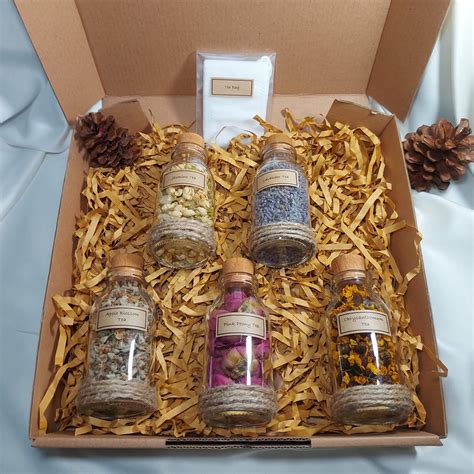 Jual TEA HAMPERS GIFT SET IDUL FITRI LEBARAN 2024 MURAH UNIK MEWAH