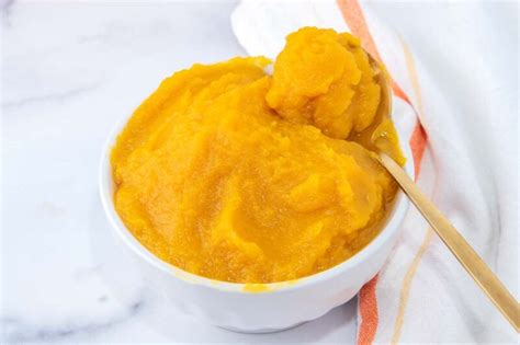 Homemade Pumpkin Puree For Dogs - Spoiled Hounds