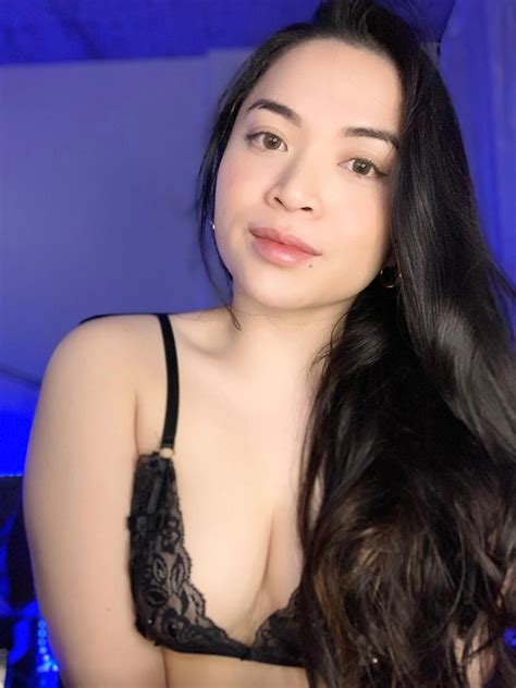 I hope you’re having an amazing day.😊 I’m online right now. | Scrolller