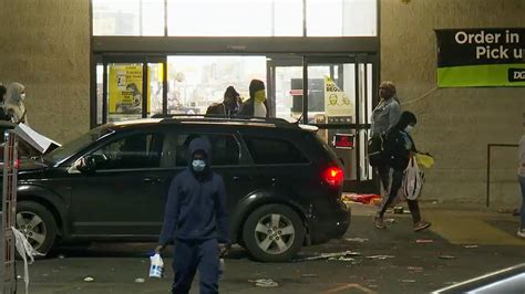 Violence Looting Follows Deadly Police Shooting In Philadelphia On Air Videos Fox News