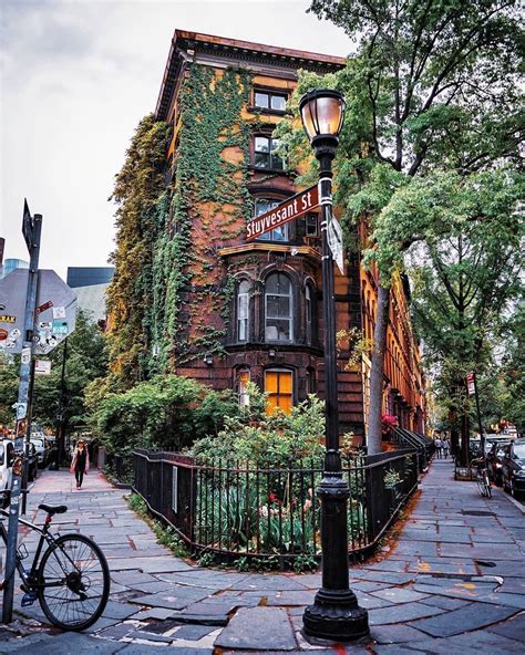 Stuyvesant Street East Village Manhattan Viewing Nyc