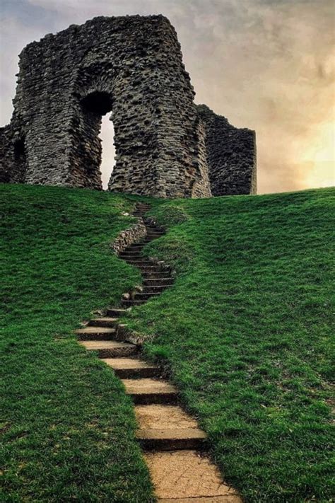 15 Ancient Ruins Of Dorset That Are Truly Fascinating