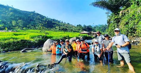 Curug Leuwi Asih Bogor Daya Tarik Harga Tiket Travelandword