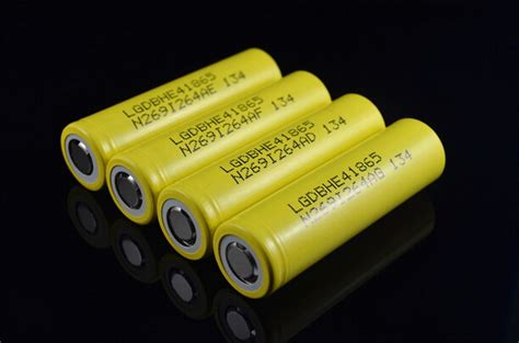 battery safety  tips  rechargeable replaceable  internal batteries