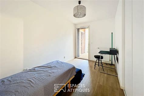 Vente Apartment With Terrace Overlooking A Tree Lined Courtyard In