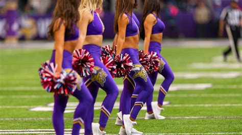 Meet the Minnesota Vikings Cheerleader Rookies