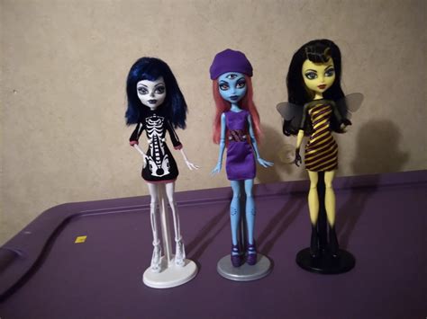 here are my create a monster dolls I made with three of the add on packs : r/MonsterHigh