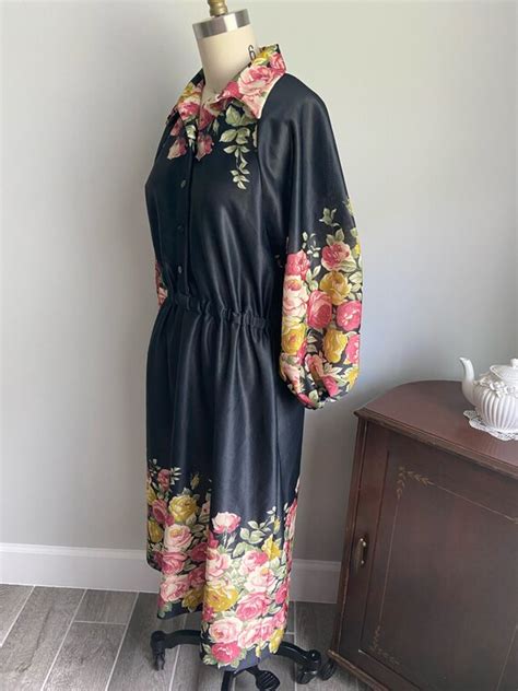 S Rose Print Black Dress Montgomery Ward Vintage Gem