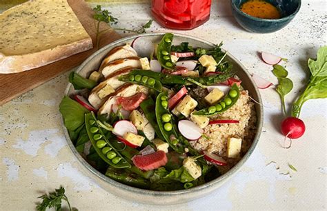 Salade printanière au fromage de chez nous Une recette parfumée