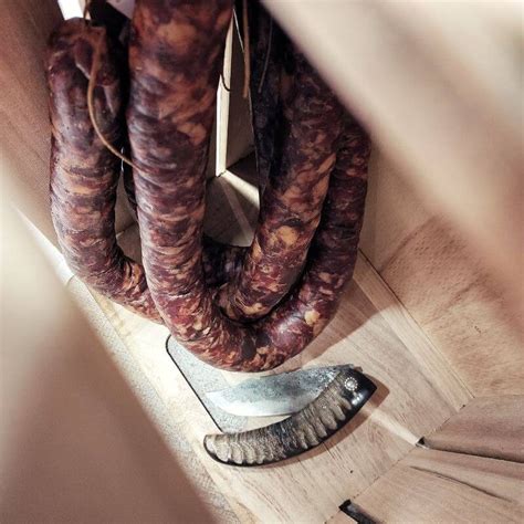 Charcuterie De L Le De Beaut Figatellu Traditionnel A Fiera