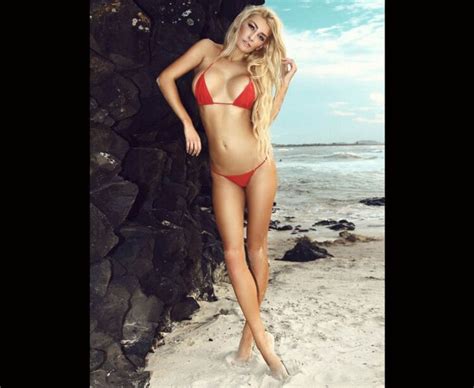 10 Hot Sexy Heather McCartney Bikini Pics