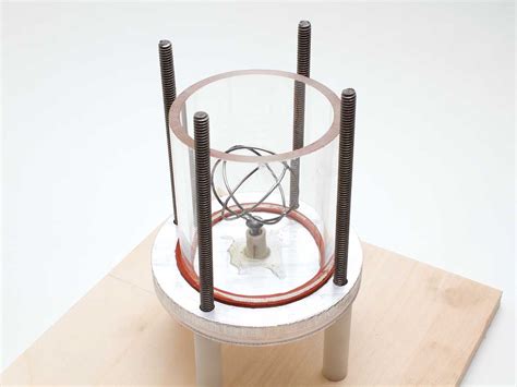 Build a Nuclear Fusor | Make: