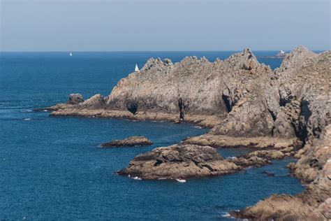 La Pointe Du Raz Cap Sizun En Finist Re Village La Plage