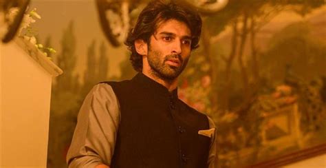 Aditya Roy Kapoor worked hard to play Kashmiri in 'Fitoor': Abhishek Kapoor Hindi Movie, Music ...