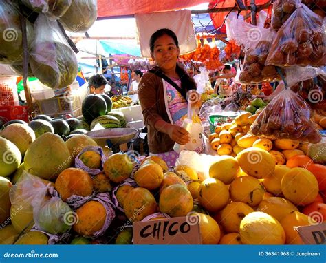 Fruit Vendor In A Market In Cainta Rizal Philippines Asia Editorial