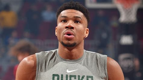 Is Giannis Antetokounmpo playing tonight? Bucks vs. Heat time, TV ...