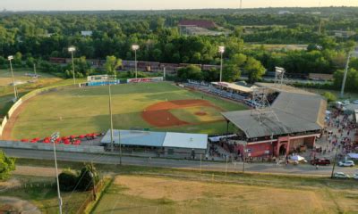 Macon Bacon Baseball - Macon, GA - Coastal Plain League