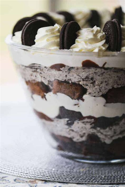 Omg Chocolate Oreo Cheesecake Brownie Trifle Desserts Nutella Trifle Desserts Easy Desserts