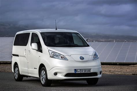 Nissan E Nv Electric Van Review More Driving Range Parkers