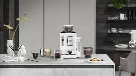 Espressor Automat De Longhi Rivelia EXAM440 35 W YouTube