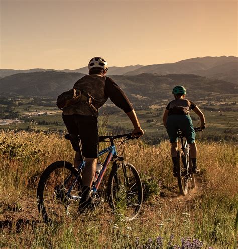 Top 5 Must-Have Mountain Bike Accessories – Schwinn
