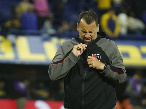 Fabbiani, tras la dura derrota ante Boca: "No creo que me hayan soltado