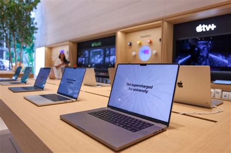 Apple S Q Mac Shipments Plummet A Tough Blow For The Tech