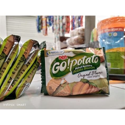 Jual Go Potato Biskuit Kentang 1 Renceng Isi 10 Pcs Shopee Indonesia