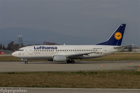 D Abek Boeing B C N I N Lufthansa Flickr