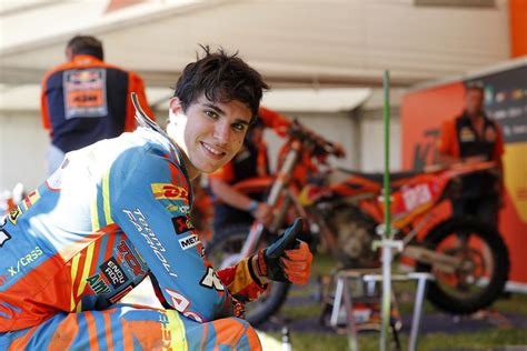 Josep García homenaje al campeón del mundo en vídeo Moto1Pro