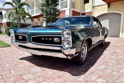 1966 Pontiac GTO Hardtop Coupe 389 4 Barrel 4 Speed Real 242 Car