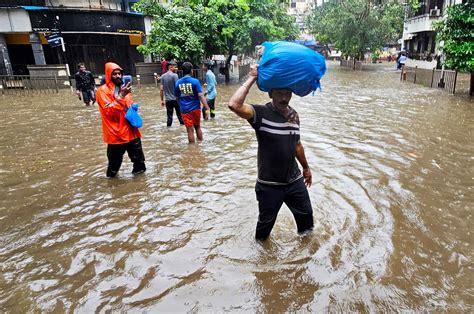 Flooded States Waterlogged Cities Blocked Highways Heavy Rains Throw