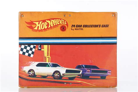 Lot Mattel 1967 Hot Wheels 24 Car Collector S Case
