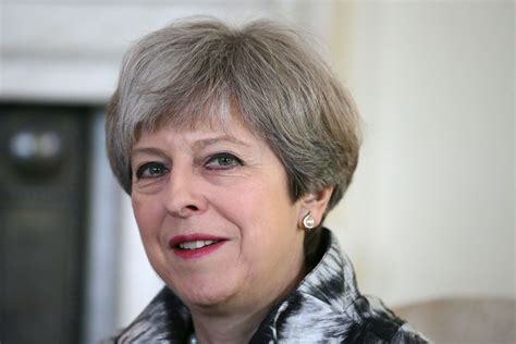 Theresa Mays Press Secretary Quits Politico