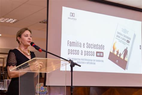 Presidente do TJ é coautora de obra literária FOLHAMAX