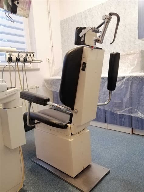 Fotel Stomatologiczny Dentystyczny Elektryczny Beskid Katowice